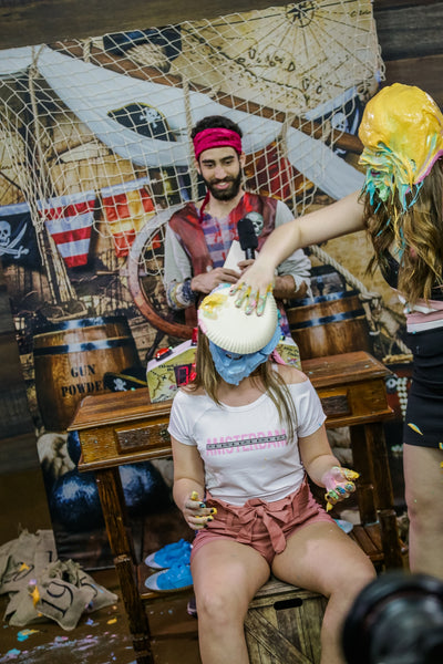 Giovanna and Alessandra and taking many pies in the face and slimed - Épic Program 08
