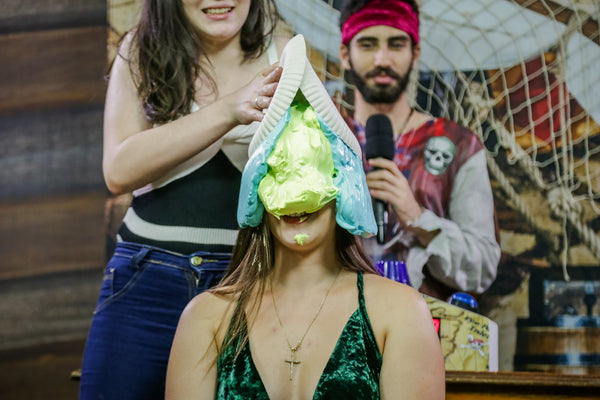 Brunette takes 30 pies and slimed |"Pie Storm & Slime Finale!"- Andreza vs Julia - program 11